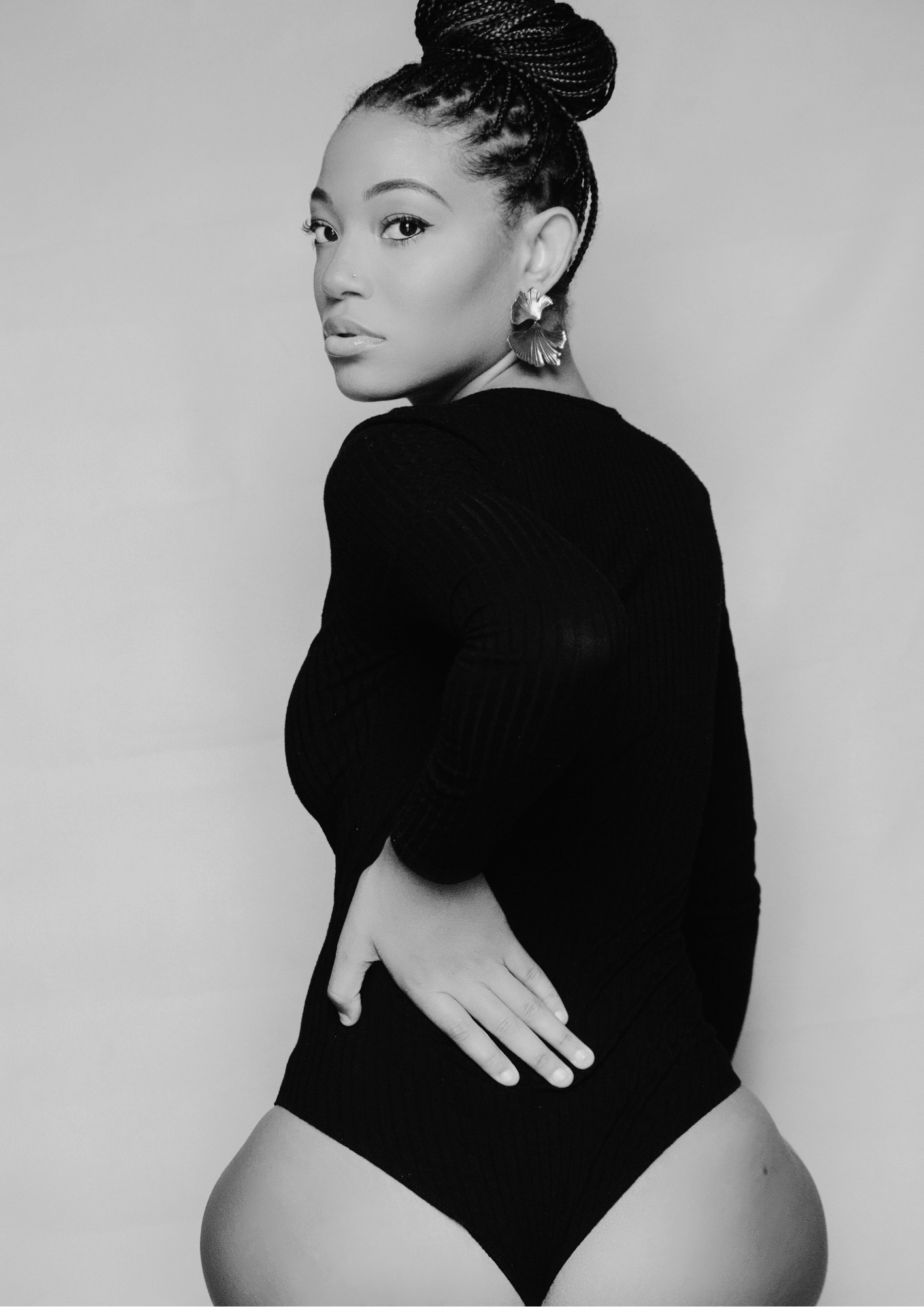 Naomie - Téléphone rose black coquine